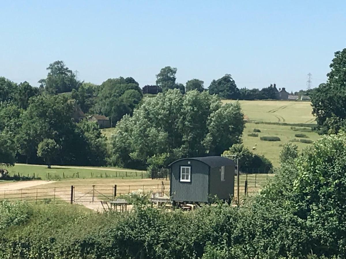 Weatherhead Farm Shepherds Hut Villa Buckingham Ngoại thất bức ảnh